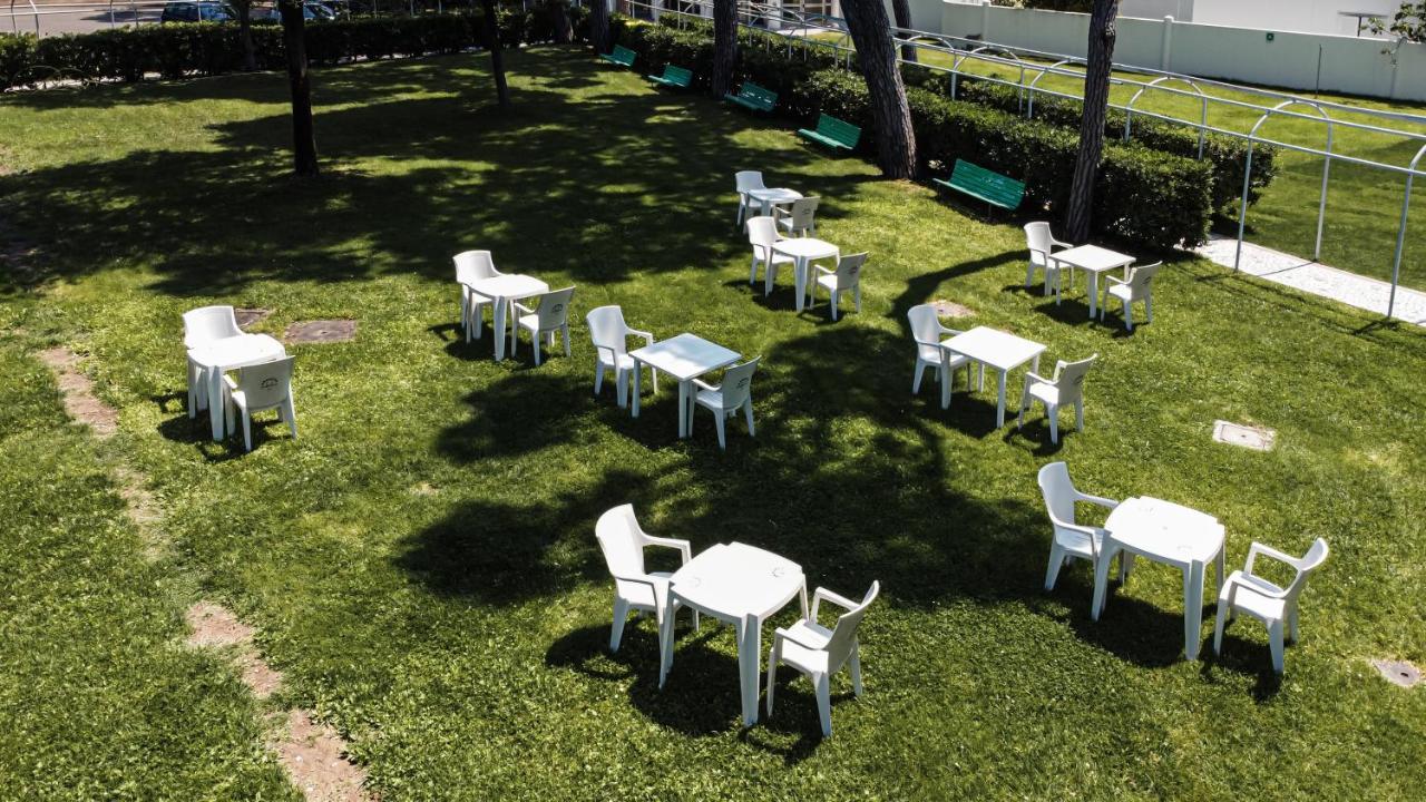 Villaggio Torre Marina Marina di Massa Eksteriør bilde